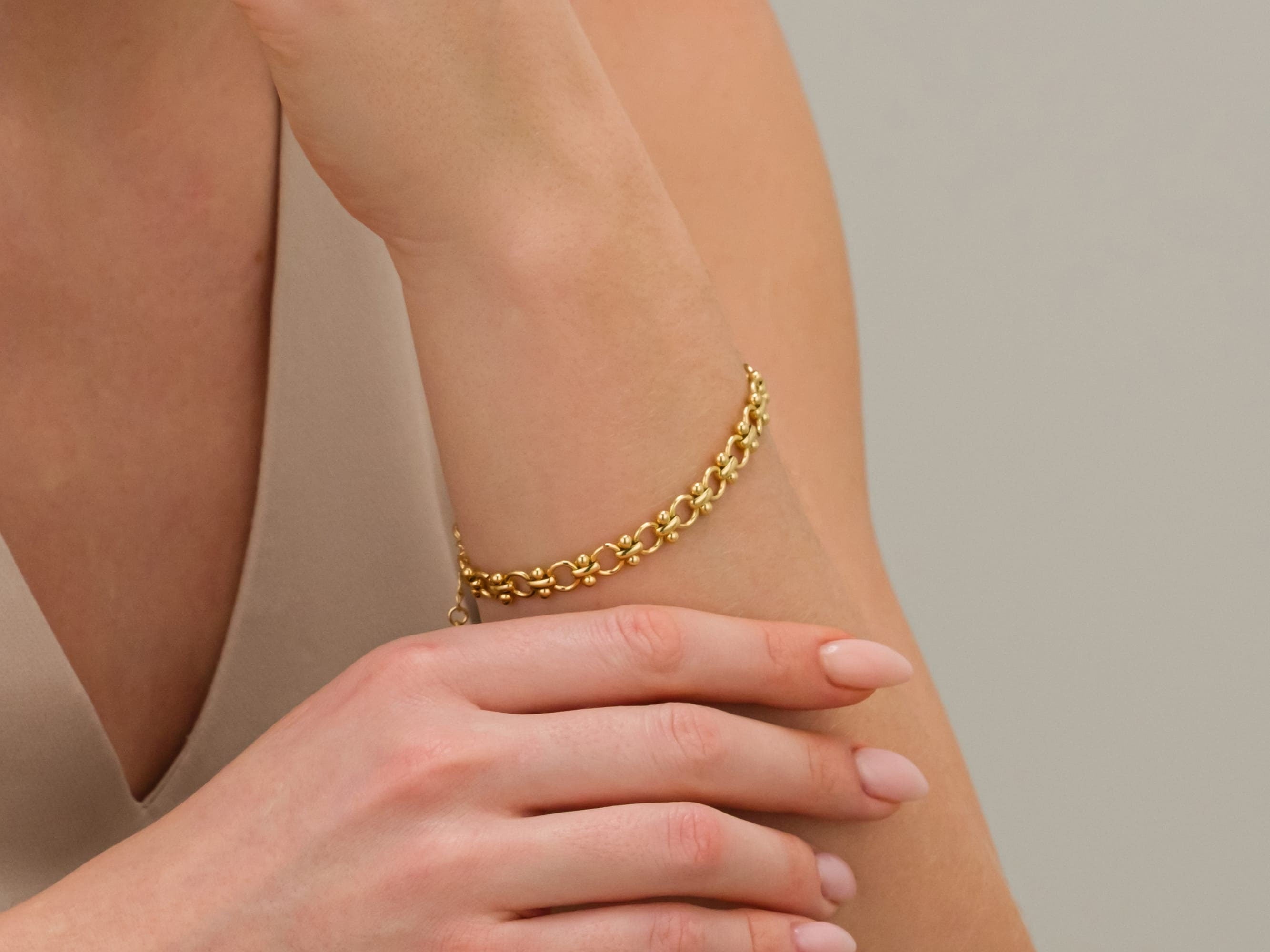 Gold Chain Bracelet for Women, 18K Gold Filled Bracelet, Gold Stacking Bracelet